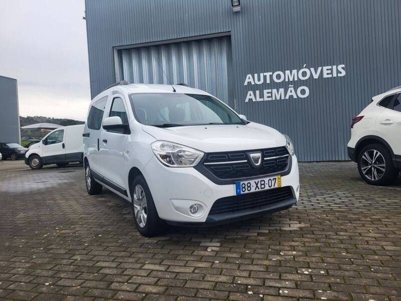Branco Usado 2019 Dacia Dokker Van | € 16.500 - Imagem 1/4