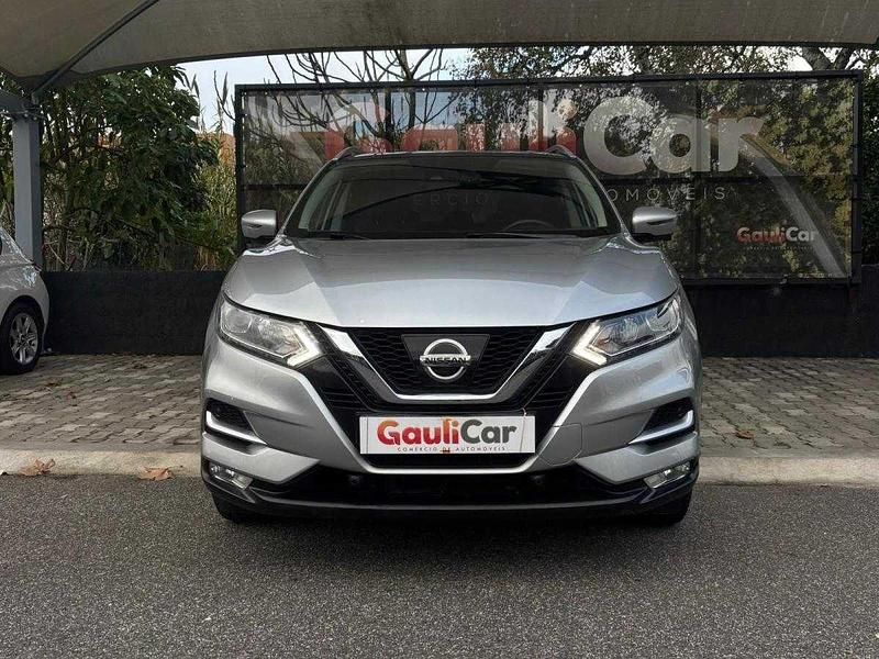 Usado Nissan Qashqai N-Connecta 110 HP (80 kW) 2018 Cinza SUV