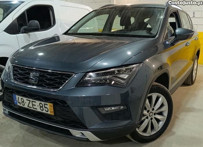 Cinza Usado 2019 Seat Ateca Style SUV | € 16.799 (Preço justo) - Imagem 1/1