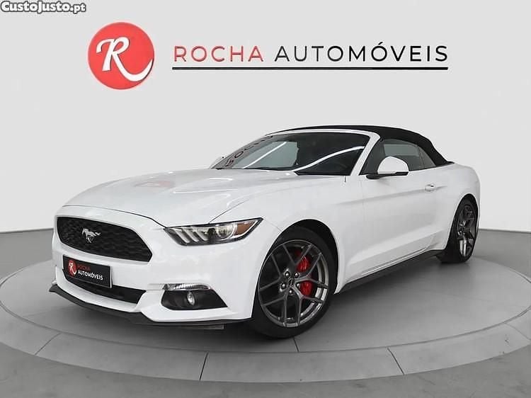 Usado Ford Mustang Convertible 317 HP (233 kW) 2016 Branco Cabrios