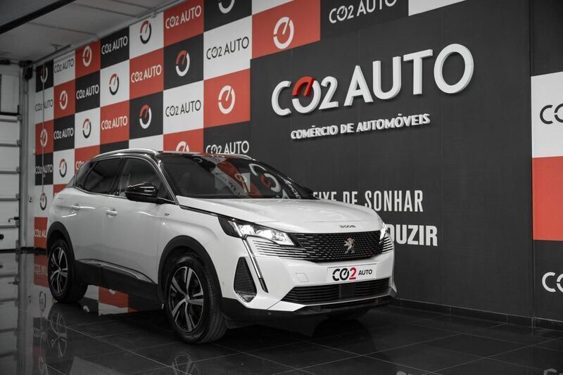 Branco Usado 2023 Peugeot 3008 GT SUV | € 30.900 (Caro) - Imagem 1/4