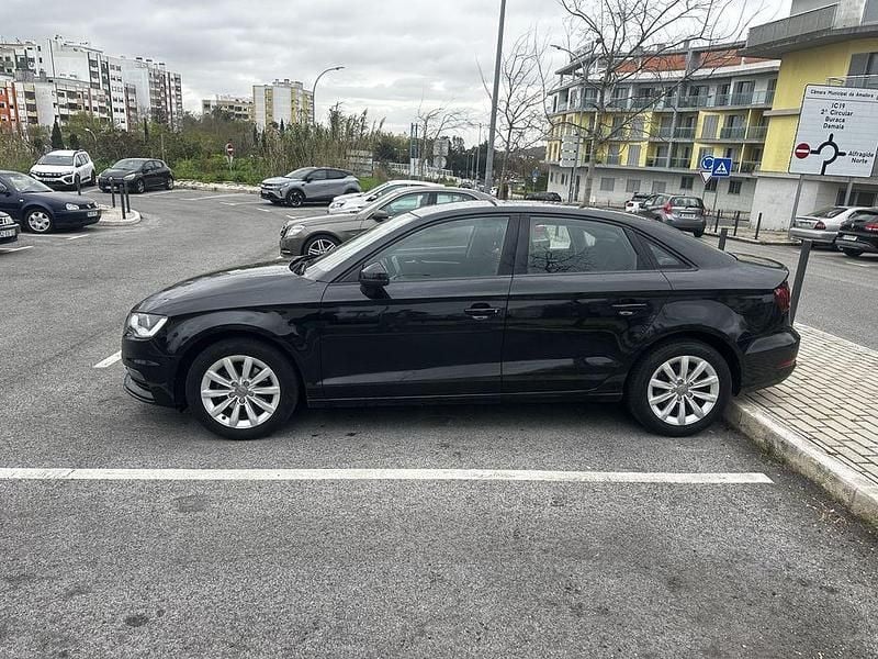Usado Audi A3 110 HP (80 kW) 2014 Sedan