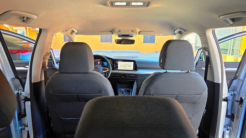 Usado VW Golf VIII Life 110 HP (80 kW) 2021 Cinzento Carrinha