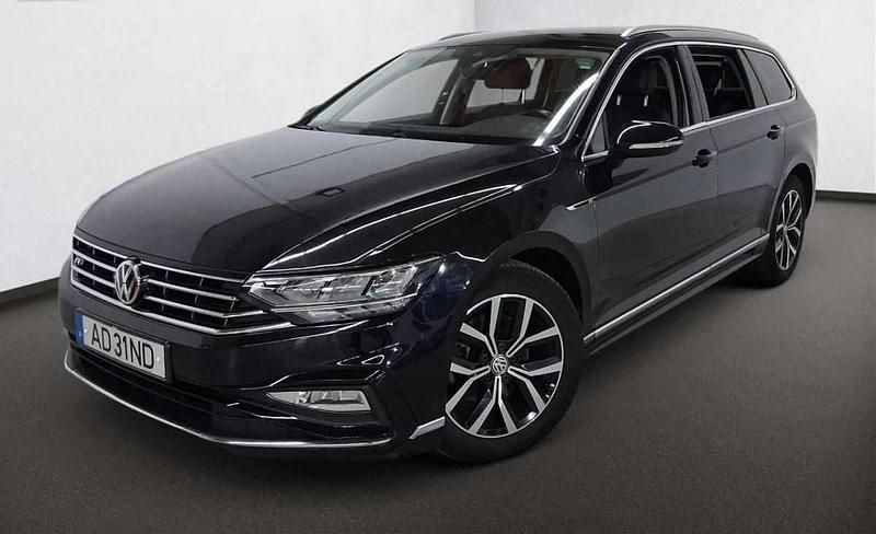 Usado VW Passat 150 HP (110 kW) 2020 Preto Carrinha