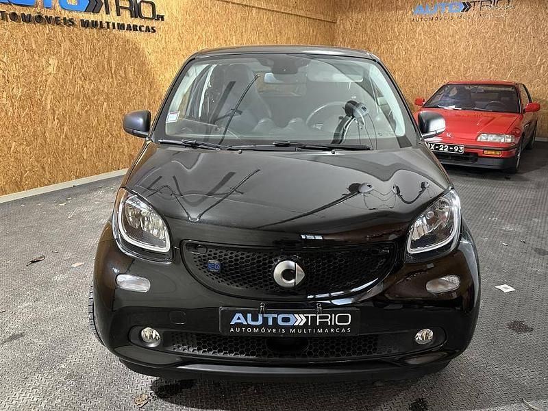 Usado Smart ForFour Electric Drive 60 kW (82 HP) 2019 Preto