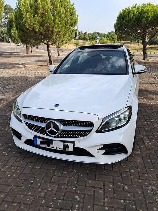 Usado Mercedes C220 AMG line 194 HP (142 kW) 2020 Sedan