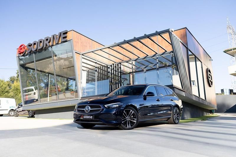 Azul Usado 2022 Mercedes C300 Avantgarde Carrinha | € 35.900 (Super Preço) - Imagem 1/4