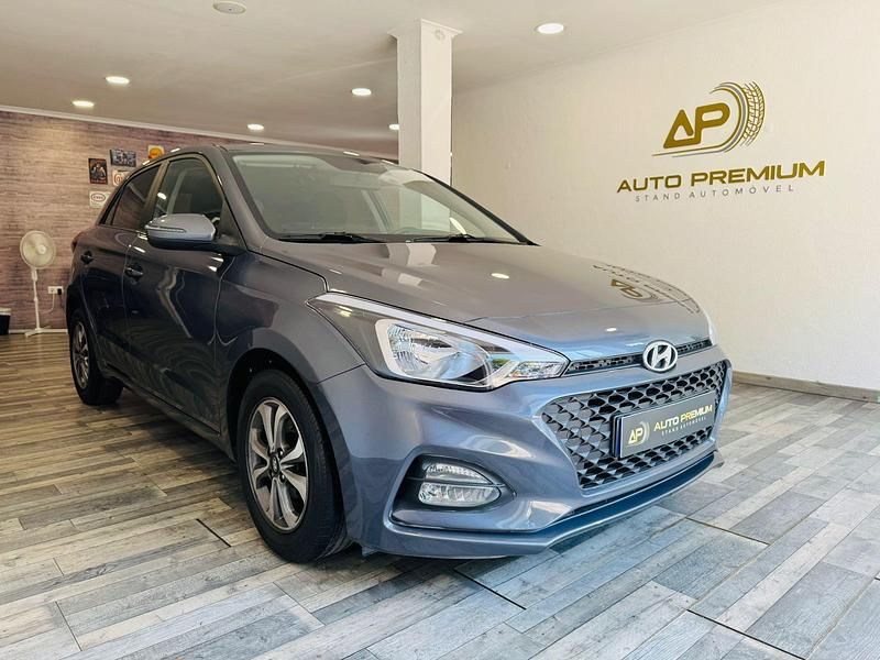Cinza Usado 2020 Hyundai i20 Comfort | € 11.950 (Bom preço) - Imagem 1/4