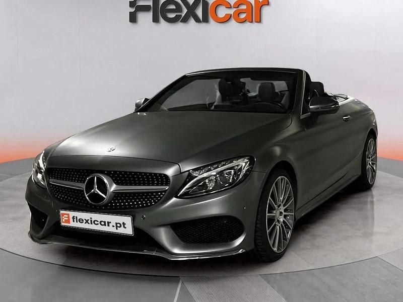 Preto Usado 2017 Mercedes C200 AMG line Cabrios | € 26.990 - Imagem 1/4