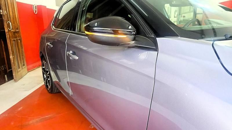 Usado Opel Corsa GS Line 100 HP (73 kW) 2021 Cinzento Citadino