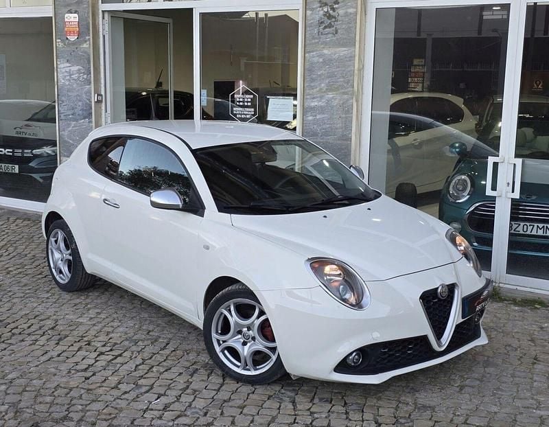 Usado Alfa Romeo MiTo 95 HP (69 kW) 2018 Branco Citadino
