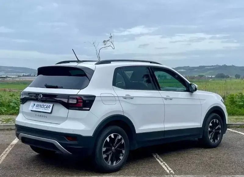 Usado VW T-Cross Life 95 HP (69 kW) 2022 Branco SUV