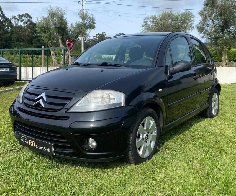 Preto Usado 2010 Citroën C3 Citadino | € 8.000 (Preço justo) - Imagem 1/4