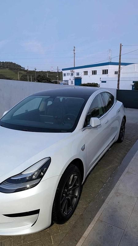 Usado Tesla Model 3 211 kW (287 HP) 2020 Branco Sedan