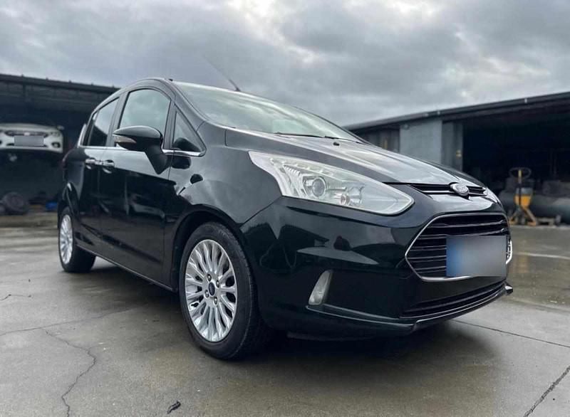 Usado Ford B-MAX 125 HP (91 kW) 2014 Preto Monovolume