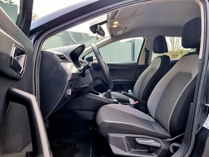 Usado Seat Ibiza Style 80 HP (58 kW) 2019 Cinzento Citadino