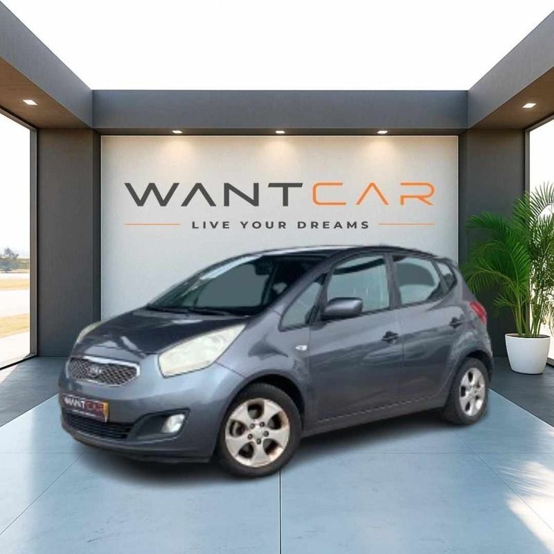 Cinzento Usado 2011 Kia Venga Citadino | € 7.900 - Imagem 1/4