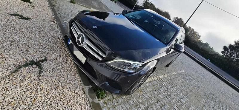 Usado Mercedes C300 306 HP (225 kW) 2019 Preto Carrinha