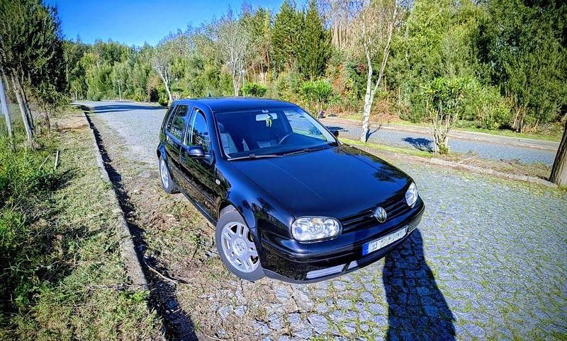 Usado 2003 VW Golf IV Sedan | € 2.499 (Preço justo) - Imagem 1/4