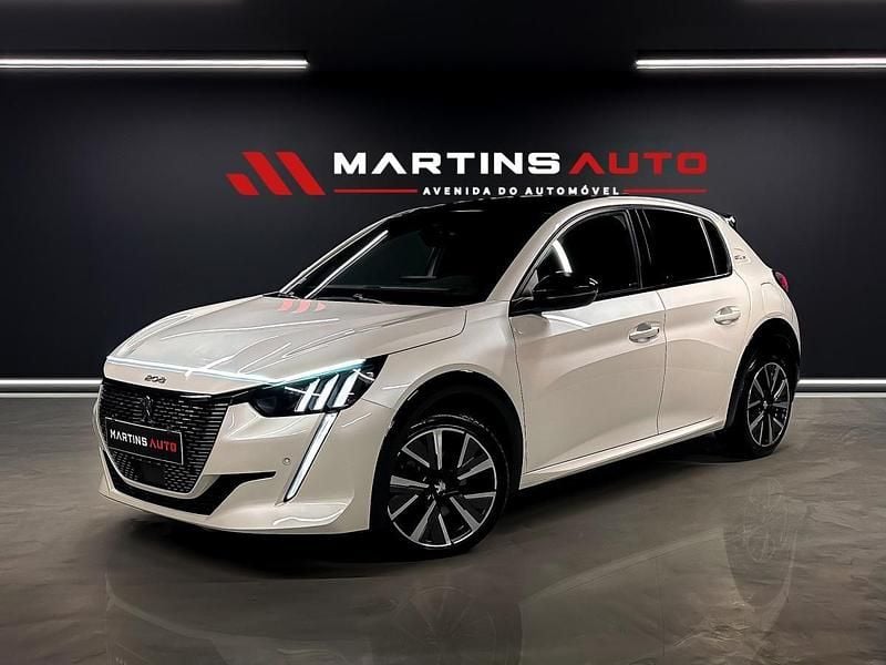 Usado Peugeot 208 GT-line 110 HP (80 kW) 2020 Branco Citadino