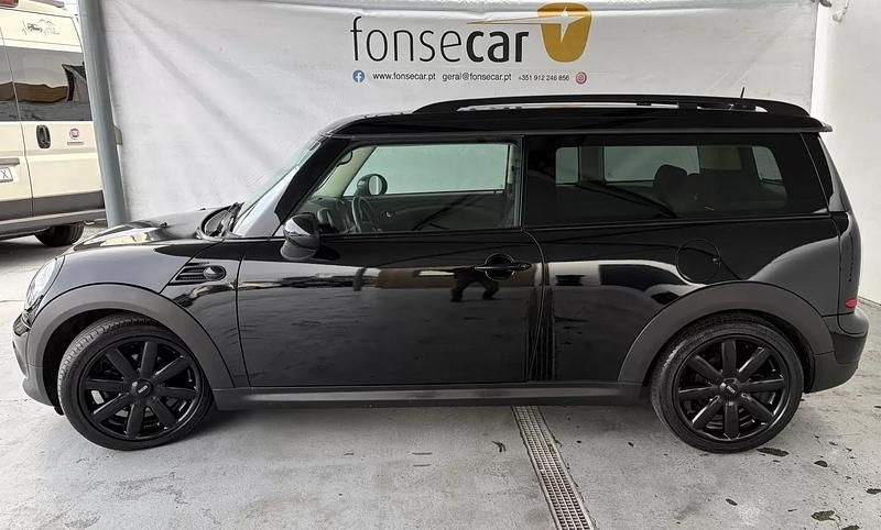 Usado Mini Cooper D Clubman 112 HP (82 kW) 2014 Preto Carrinha