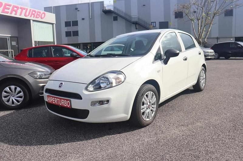 Branco Usado 2018 Fiat Punto Citadino | € 8.900 (Preço justo) - Imagem 1/4