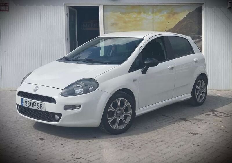 Branco Usado 2014 Fiat Punto Citadino | € 6.900 (Preço justo) - Imagem 1/4