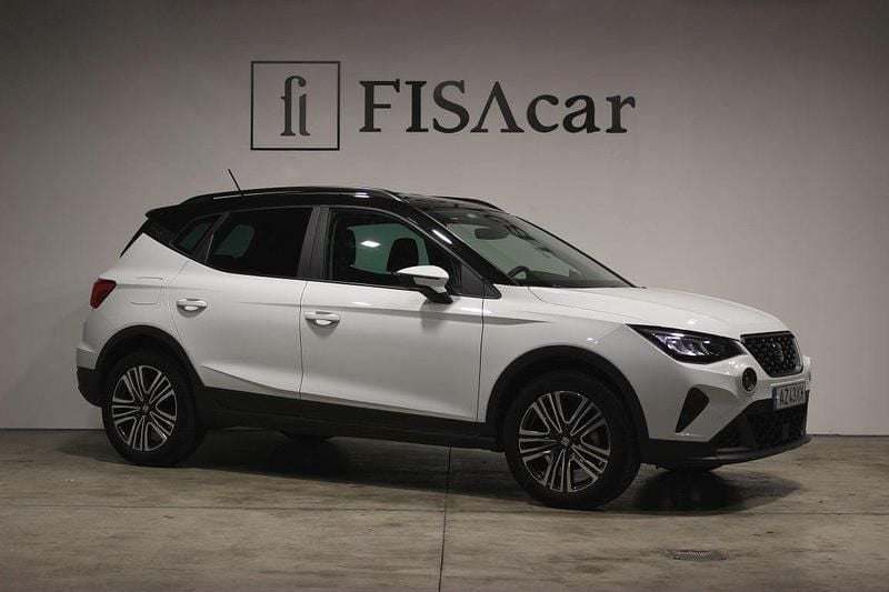 Branco Usado 2023 Seat Arona Style SUV | € 16.900 (Bom preço) - Imagem 1/4