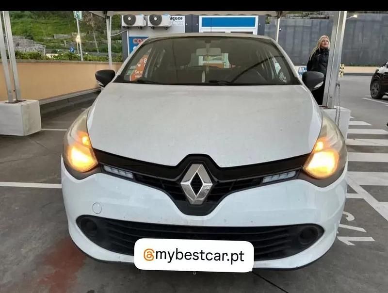 Usado Renault Clio IV 90 HP (66 kW) 2014 Branco Citadino