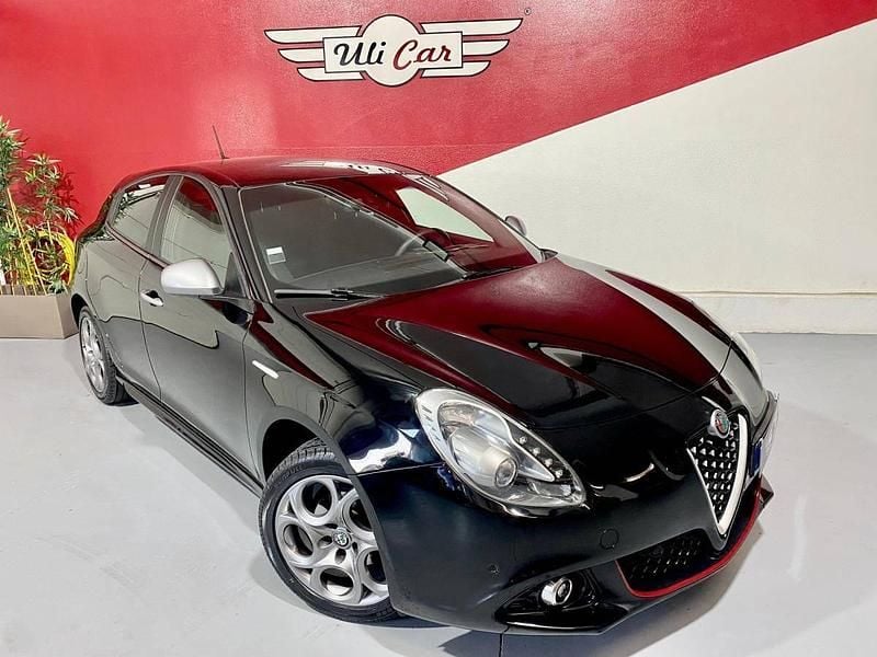Preto Usado 2019 Alfa Romeo Giulietta Citadino | € 19.232 (Caro) - Imagem 1/4