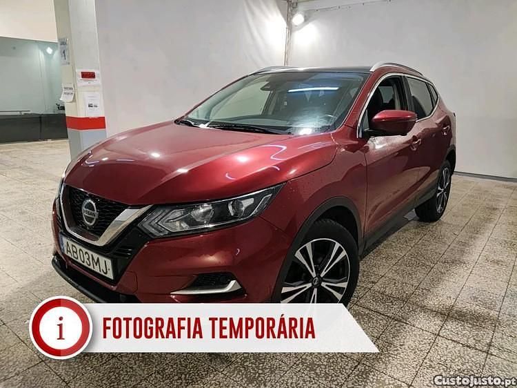 Vermelho Usado 2020 Nissan Qashqai N-Connecta SUV | € 21.890 (Preço justo) - Imagem 1/1