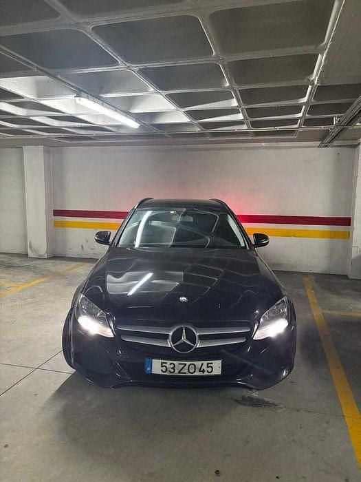 Usado 2017 Mercedes C180 Sedan | € 18.500 (Preço justo) - Imagem 1/4
