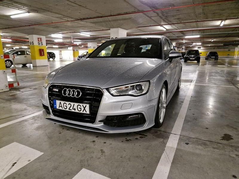 Usado Audi A3 S-Line 110 HP (80 kW) 2016 Sedan