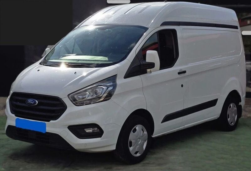 Branco Usado 2018 Ford Transit Ambiente | € 16.900 (Bom preço) - Imagem 1/4