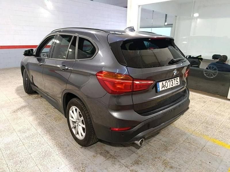 Usado BMW X1 116 HP (85 kW) 2022 Cinza SUV