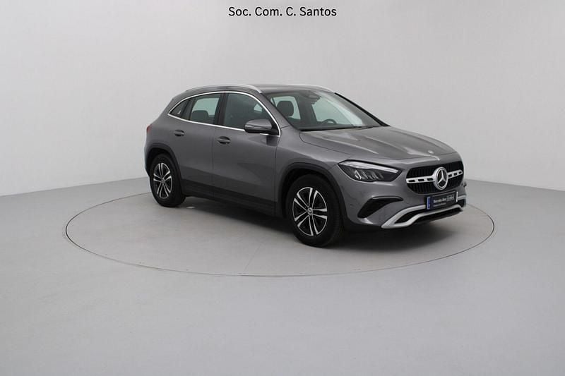 Usado Mercedes GLA200 Advanced 163 HP (119 kW) 2025 Cinza SUV
