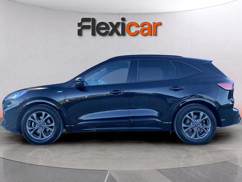 Usado Ford Kuga ST-Line 120 HP (88 kW) 2022 Preto SUV