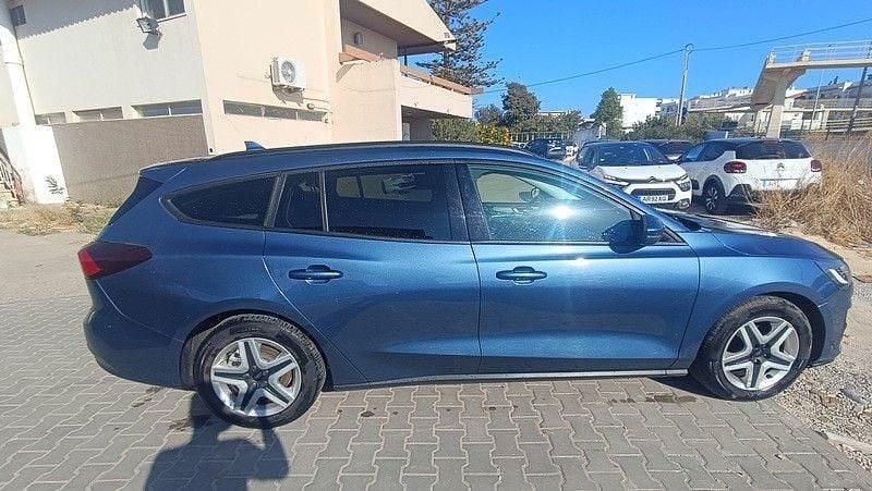 Usado Ford Focus 125 HP (91 kW) 2023 Azul Carrinha