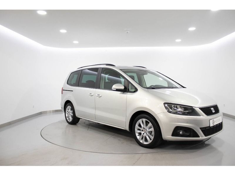 Cinzento Usado 2013 Seat Alhambra Monovolume | € 16.580 - Imagem 1/4