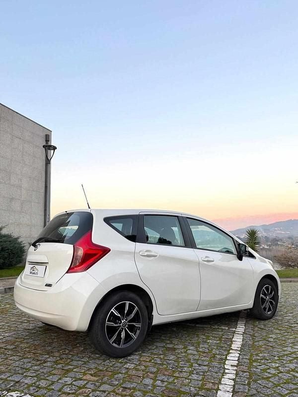 Usado Nissan Note 90 HP (66 kW) 2013 Branco Citadino