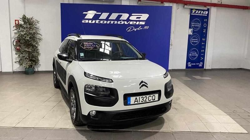 Branco Usado 2017 Citroën C4 Cactus Citadino | € 13.950 - Imagem 1/4