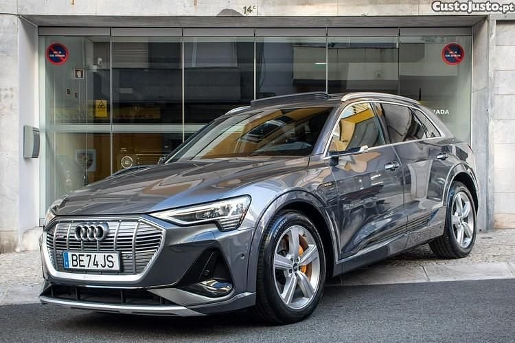 Cinza Usado 2021 Audi e-tron S-Line SUV | € 35.000 (Super Preço) - Imagem 1/1