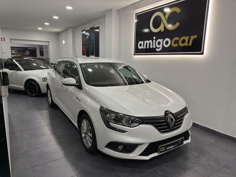 Branco Usado 2017 Renault Mégane IV Carrinha | € 12.950 (Bom preço) - Imagem 1/4