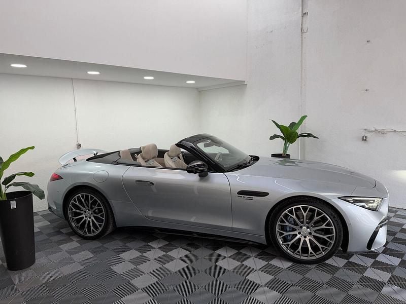 Usado Mercedes SL63 AMG AMG 585 HP (430 kW) 2022 Cinza Cabrios