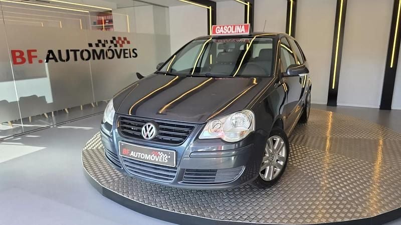 Cinzento Usado 2007 VW Polo Trendline | € 4.900 (Preço elevado) - Imagem 1/4