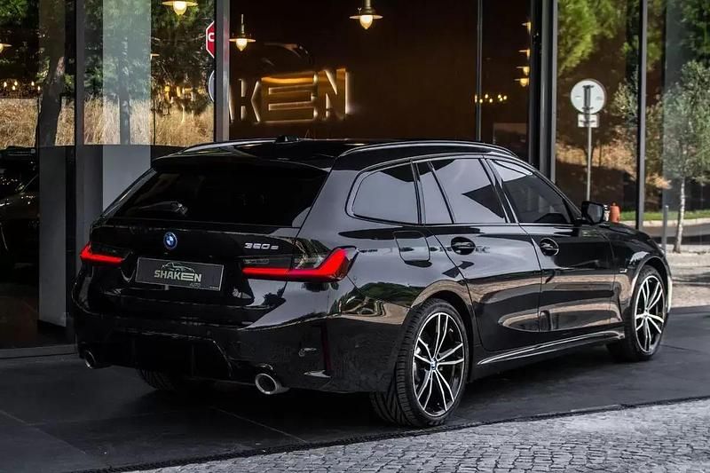 Usado BMW 320e 204 HP (150 kW) 2022 Preto Carrinha