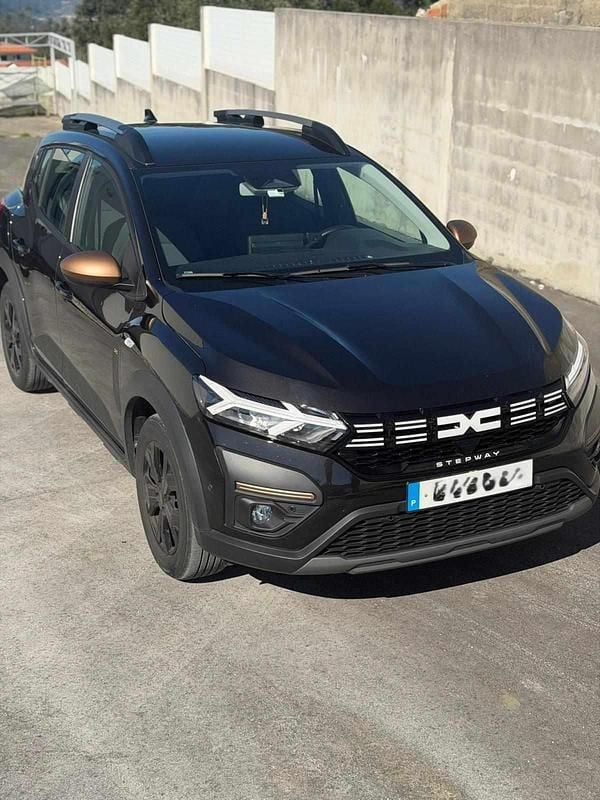 Usado Dacia Sandero 91 HP (66 kW) 2025 Preto Citadino