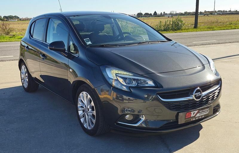 Usado Opel Corsa Business Edition 95 HP (69 kW) 2017 Cinza Citadino