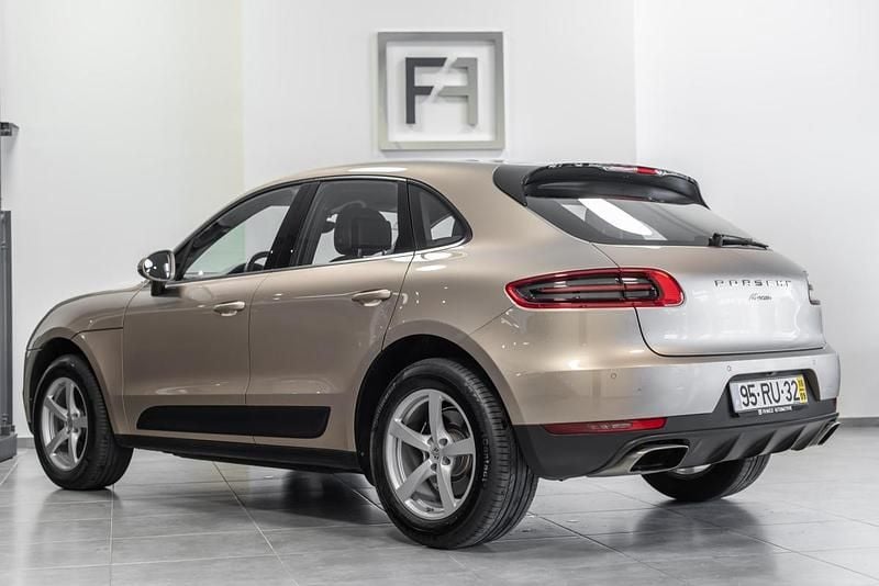 Usado Porsche Macan 252 HP (185 kW) 2016 Cinzento SUV