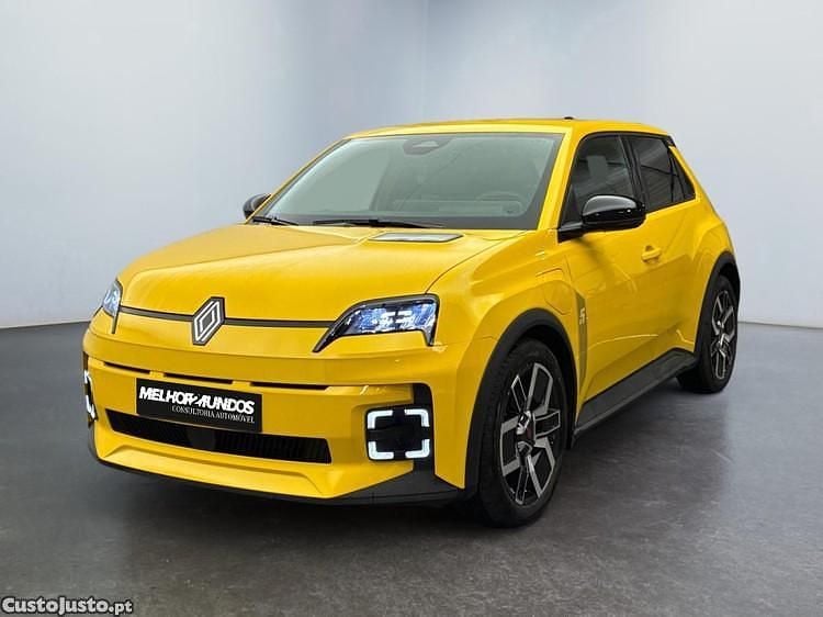 Usado Renault 5 E-Tech Techno 110 kW (150 HP) 2025 Amarelo SUV